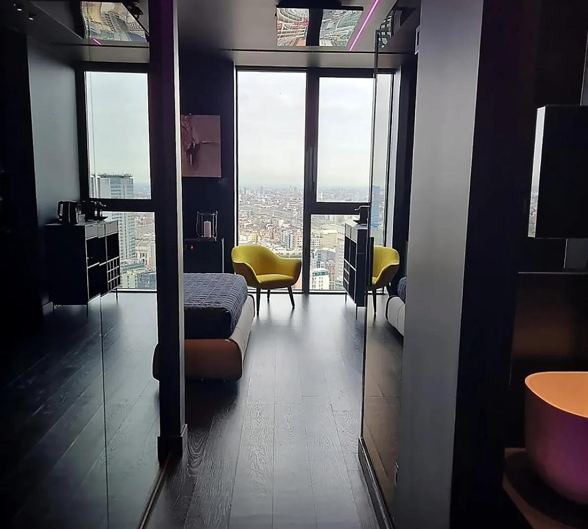 Skyline Solaria Milano Hotel Italy